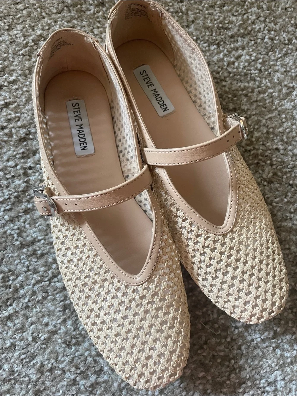 Steve Madden Luxxy Mary Jane Flat in Tan ✨ Size 9 1/2